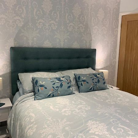 The Lady Of The Lake Windermere Apartment Екстериор снимка